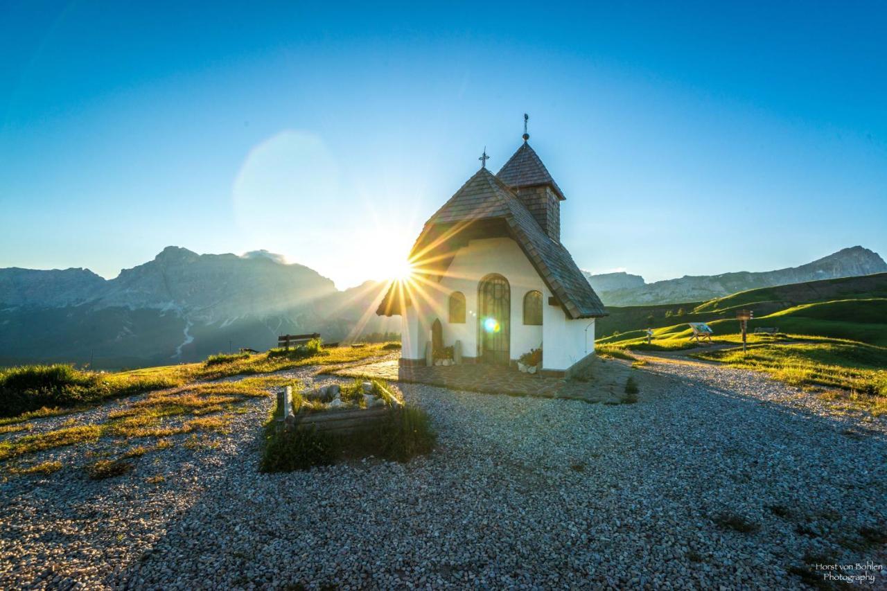 コルヴァーラ・イン・バディーア Rifugio Alpino Pralongiaヴィラ エクステリア 写真