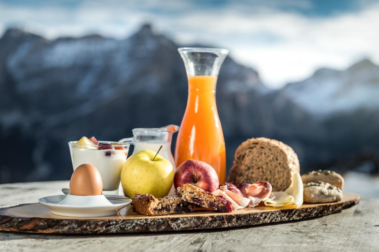 コルヴァーラ・イン・バディーア Rifugio Alpino Pralongiaヴィラ エクステリア 写真